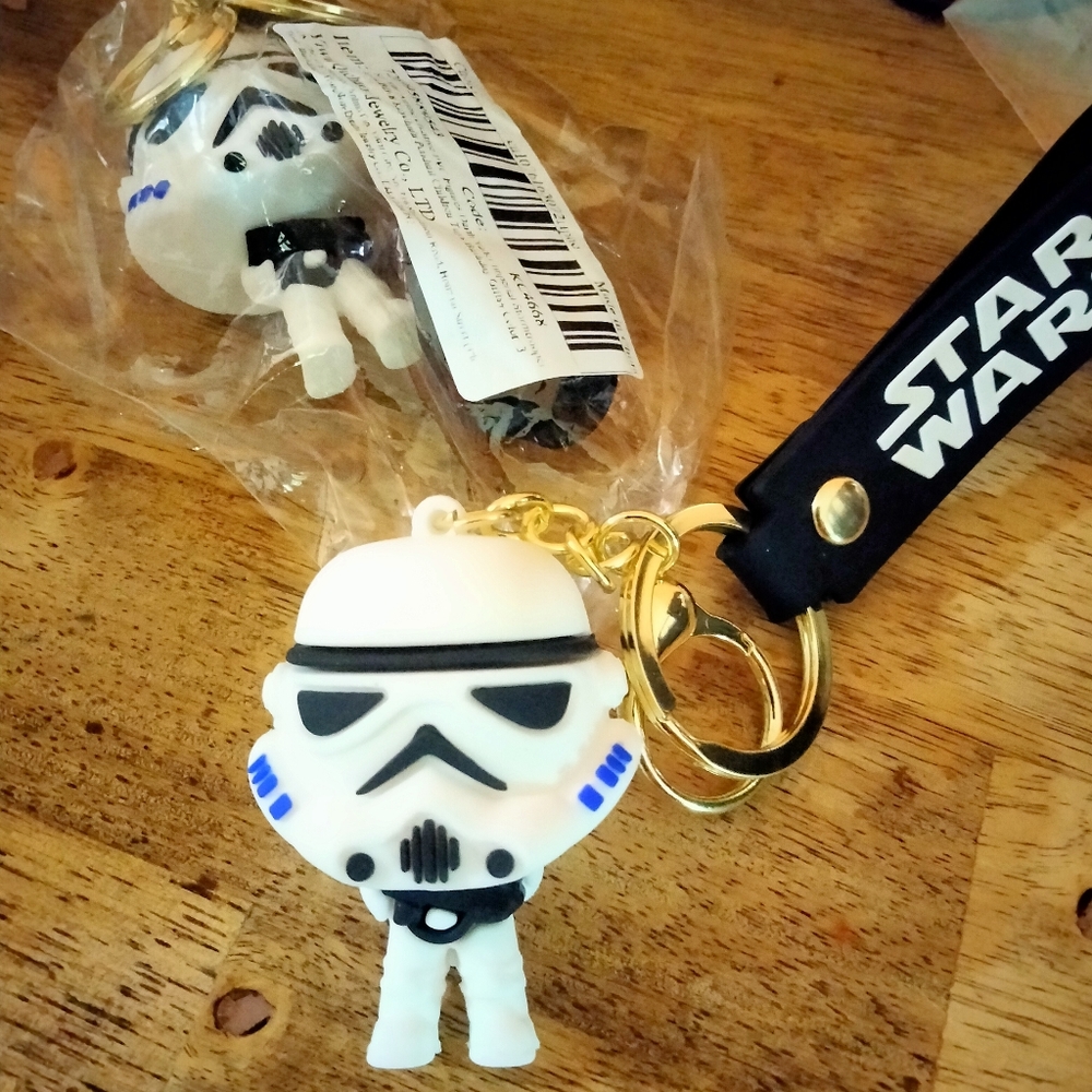 star wars stormtrooper keychains, ready for birthday gifts
